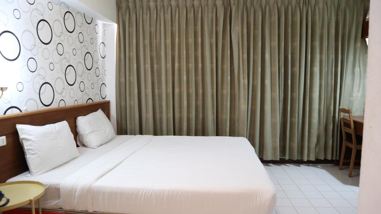 Hotel Patong Triple P Esterno foto