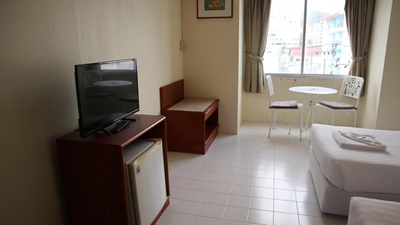 Hotel Patong Triple P Esterno foto